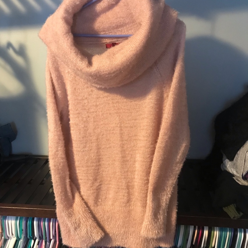 Women’s sweater
